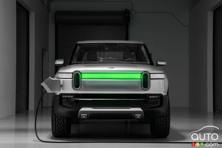 The Rivian R1S